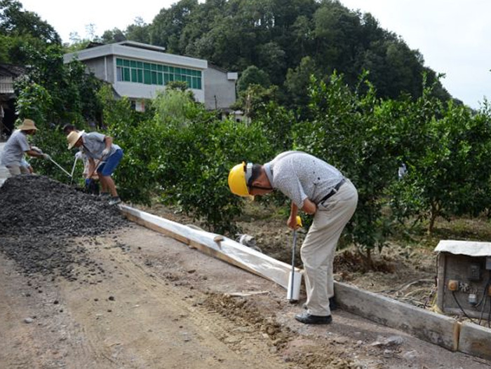 如何补强加层水泥混凝土路面